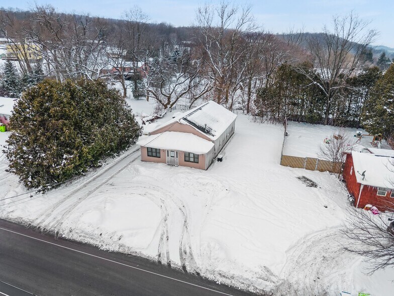 More Photos Of 6749 Ramsgate Rd, Chittenango Multifamily For Sale