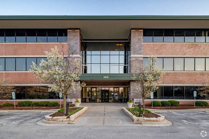 More Photos Of 9000 W Chester St, Milwaukee Coworking Space