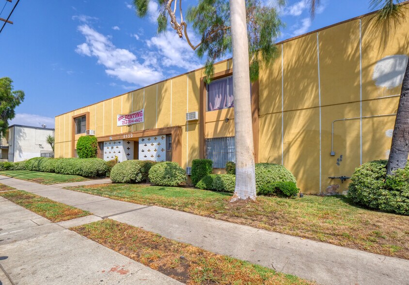 More Photos Of 8530 Sunland Blvd, Sun Valley Apartments For Sale