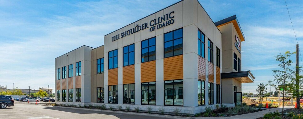 More Photos Of 1350 S Rackham Way, Meridian Medical For Lease