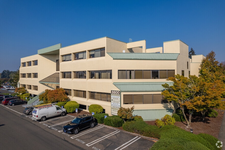 More Photos Of 8800 SE Sunnyside, Clackamas Office For Lease