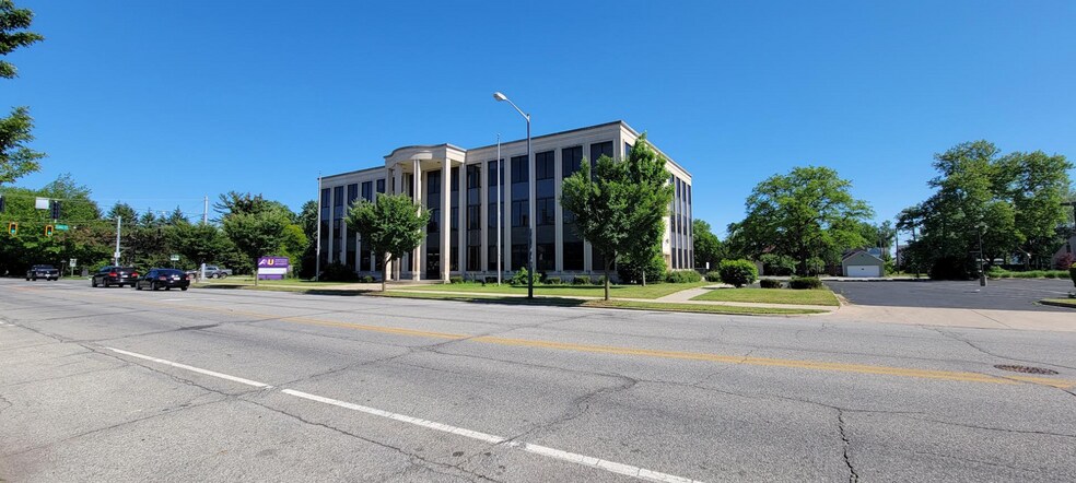 More Photos Of 1030 E Jefferson Blvd, South Bend Office For Lease