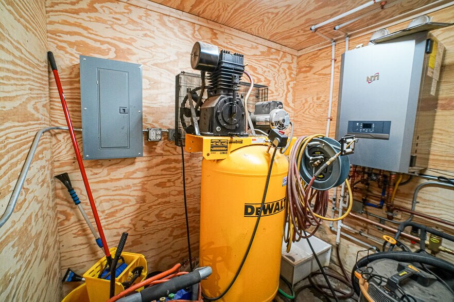 More Photos Of E8359 County Road H, Wisconsin Dells Light Distribution For Sale