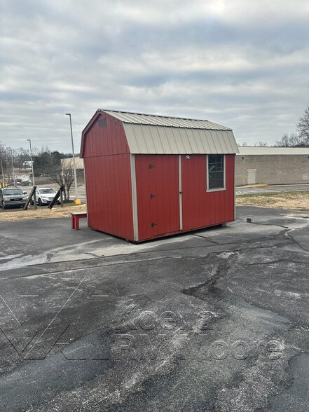 More Photos Of 10321 Chapman Hwy, Seymour Restaurant For Sale
