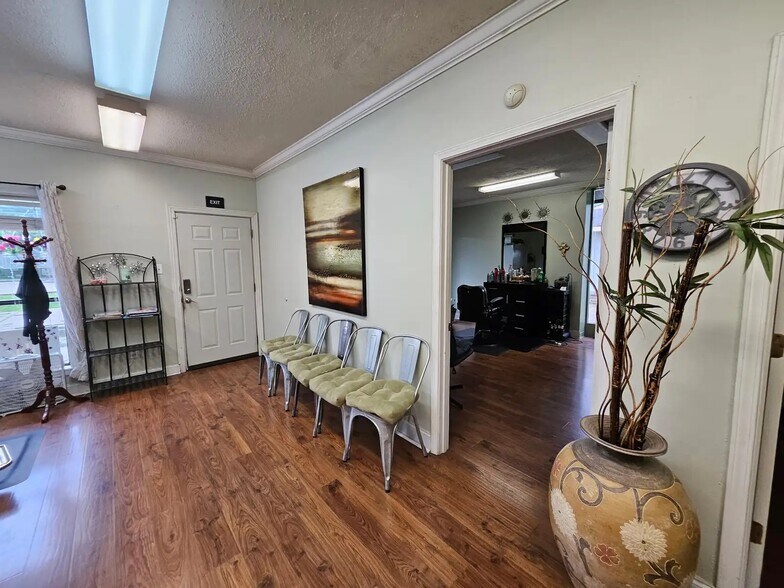 More Photos Of 700 Covington Ctr, Covington Office Residential For Sale