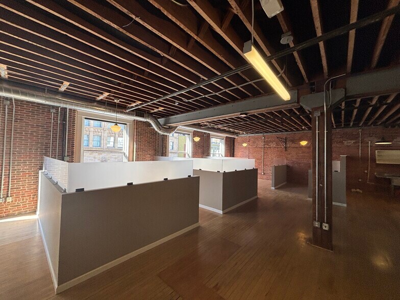 More Photos Of 602-624 Broadway, San Diego Office For Sale