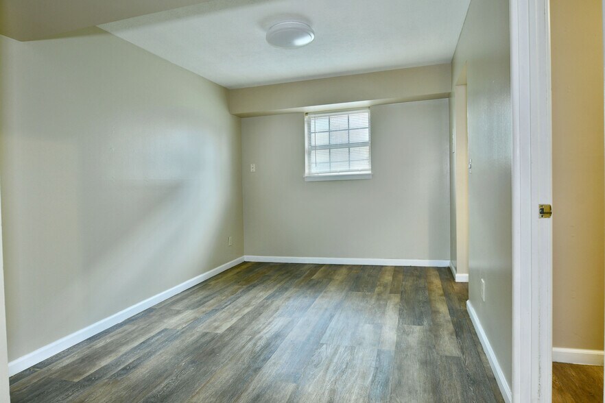 More Photos Of 203-205 Churchill Hubbard Rd, Youngstown Apartments For Sale