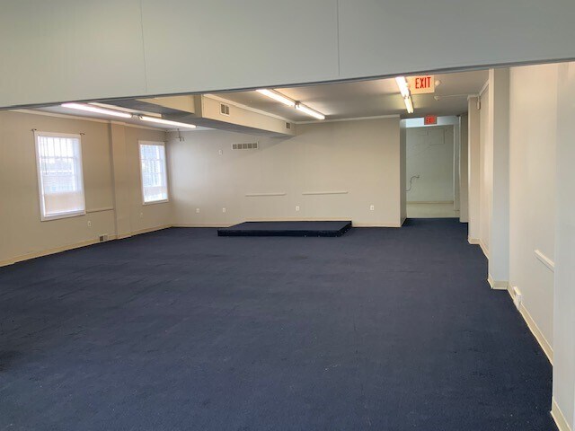 More Photos Of 3014-3016 Governor Printz Blvd, Wilmington Warehouse For Lease