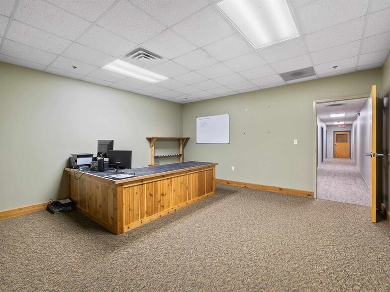 More Photos Of 6976 W Louisville Ln, Owensboro Light Manufacturing For Sale