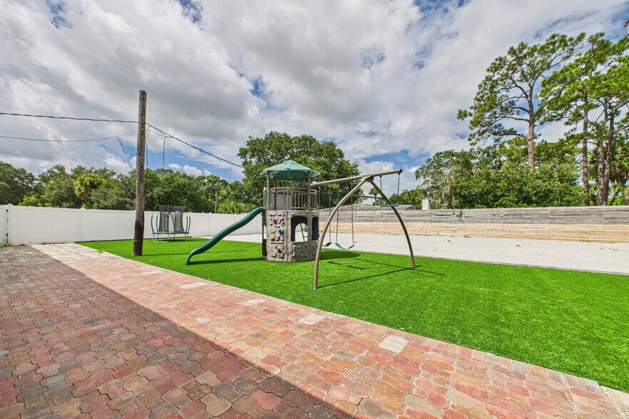 More Photos Of 1340 S Wickham Rd, West Melbourne Daycare Center For Sale