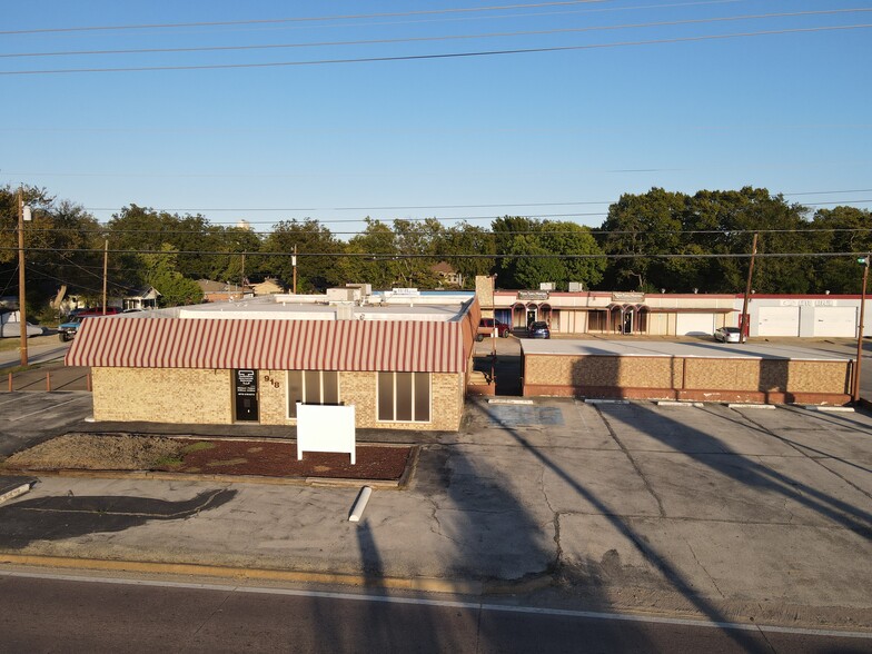 Primary Photo Of 918 N Dallas Ave, Lancaster Office For Sale