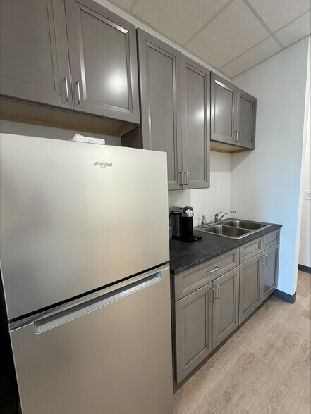 More Photos Of 9100 Belvedere Rd, Royal Palm Beach Coworking Space