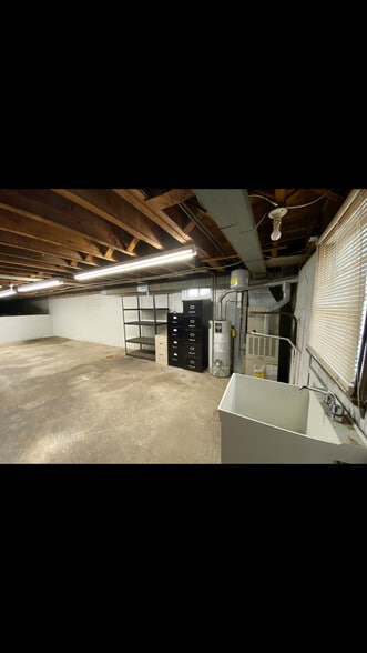 More Photos Of 615 Conestoga Rd, Villanova Freestanding For Lease