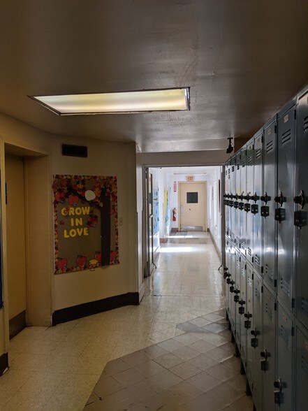 More Photos Of 192 9th St, Troy Schools For Sale