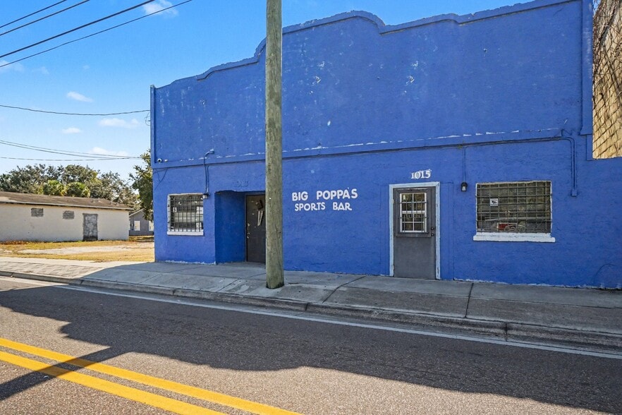 More Photos Of 1013 Historic Goldsboro Blvd, Sanford Light Manufacturing For Sale