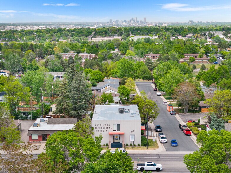 More Photos Of 709 W Littleton Blvd, Littleton Office For Sale