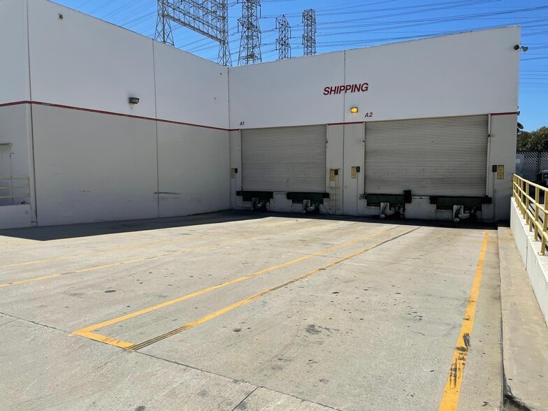 More Photos Of 6925 Atlantic Ave, Long Beach Warehouse For Lease