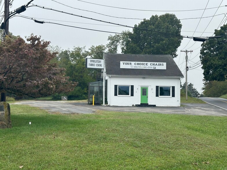 More Photos Of 1173 Moneta Rd, Bedford Auto Dealership For Sale