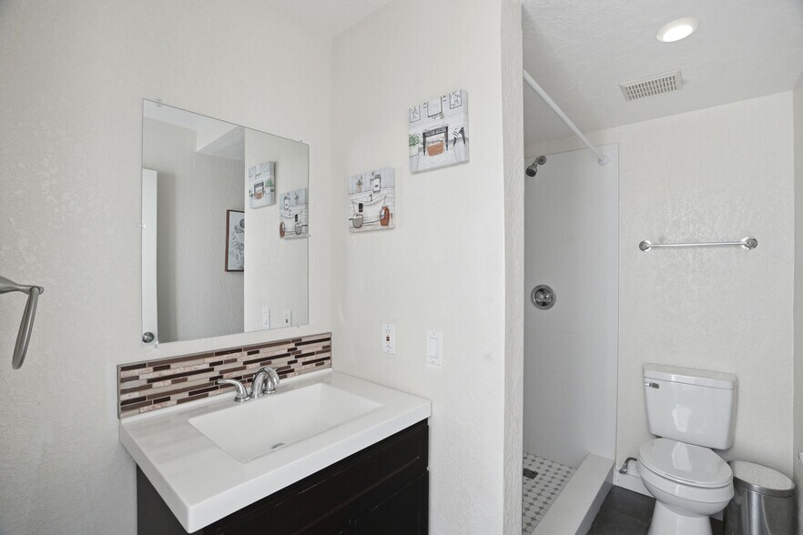 More Photos Of 1131 Luchessi Dr, San Jose Office Residential For Sale