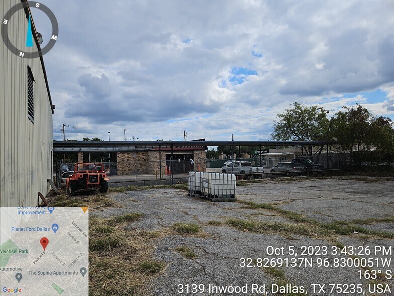 More Photos Of 3317 Inwood Rd, Dallas Auto Repair For Lease