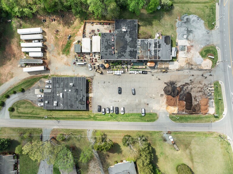 More Photos Of 110 E Wall St, Rural Hall Garden Center For Sale