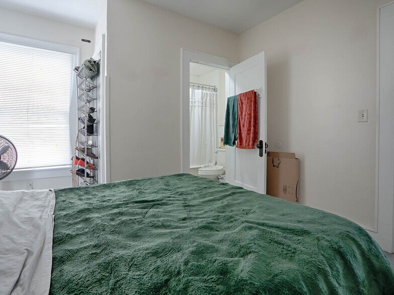 More Photos Of 426 E Citrus Ave, Eustis Apartments For Sale