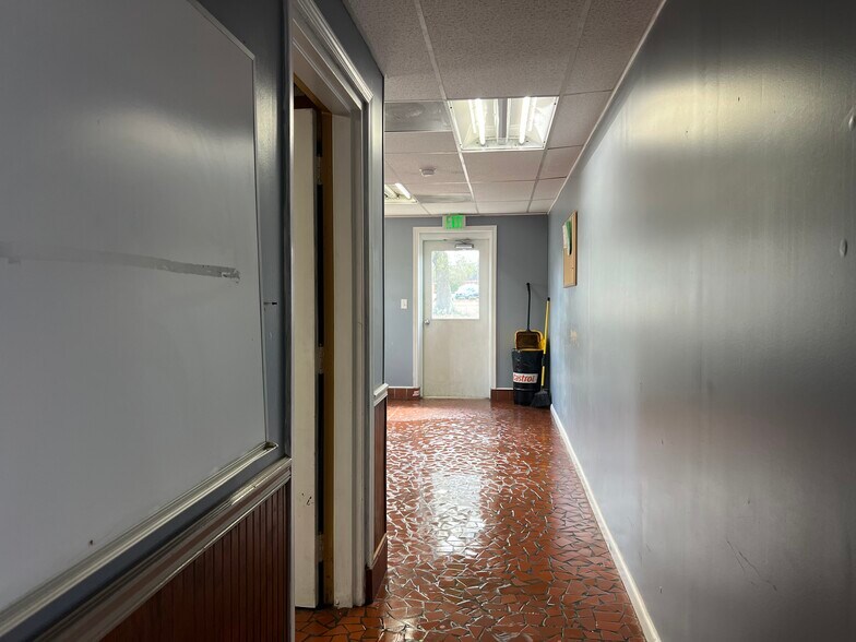 More Photos Of 1513 Rice Ave, Dublin Carwash For Sale