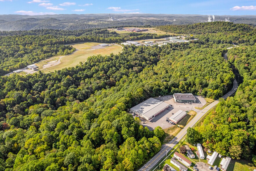 More Photos Of 951 Point Marion Rd, Morgantown Light Manufacturing For Sale
