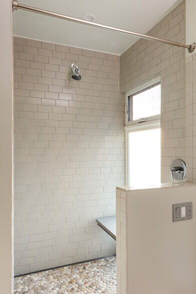 More Photos Of 161 N Garden St, Ventura Apartments For Sale