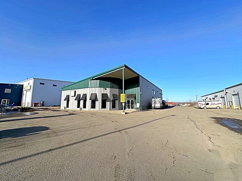 More Photos Of 195 Mackay Cres, Fort McMurray Warehouse For Sale