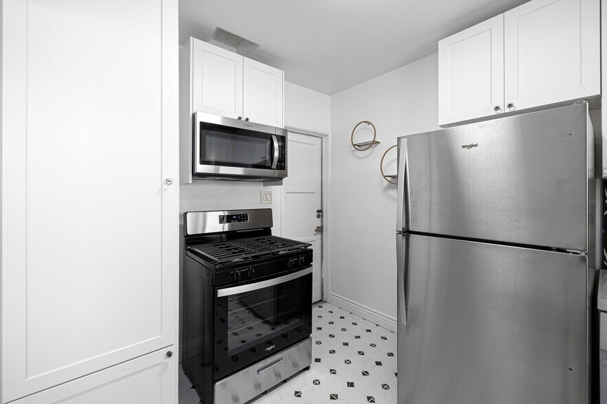 More Photos Of 1458 E Wilson Ave, Glendale Apartments For Sale