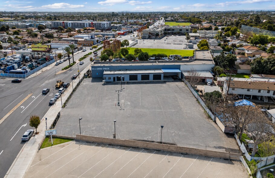 More Photos Of 9533 Atlantic Blvd, South Gate Auto Repair For Sale