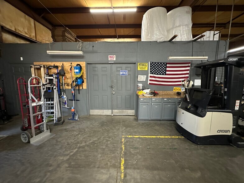 More Photos Of 4377 Dallas Cherryville Hwy, Bessemer City Industrial For Lease