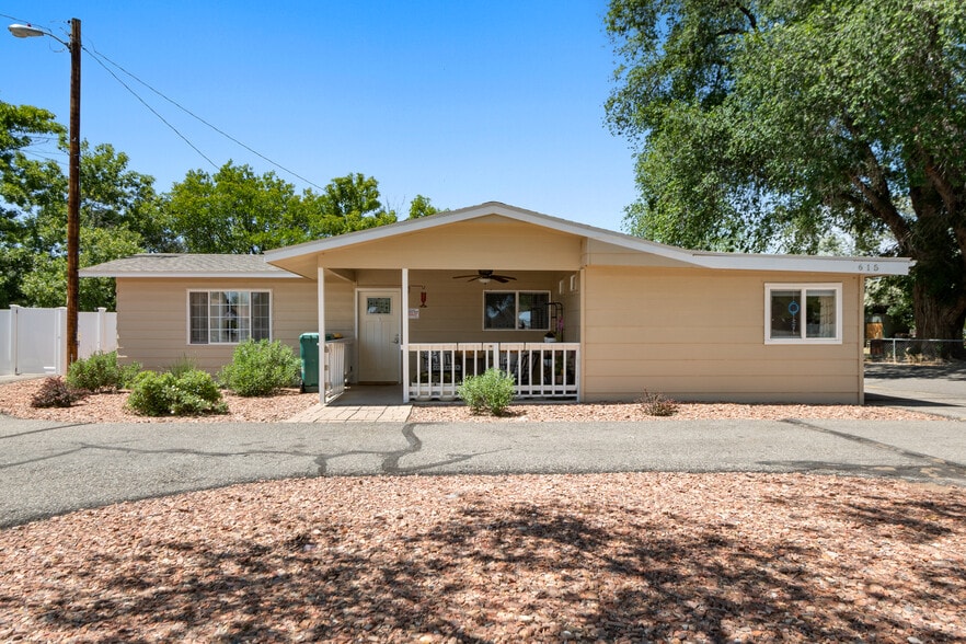 More Photos Of 615 S Mesa St, Fruita Self Storage For Sale