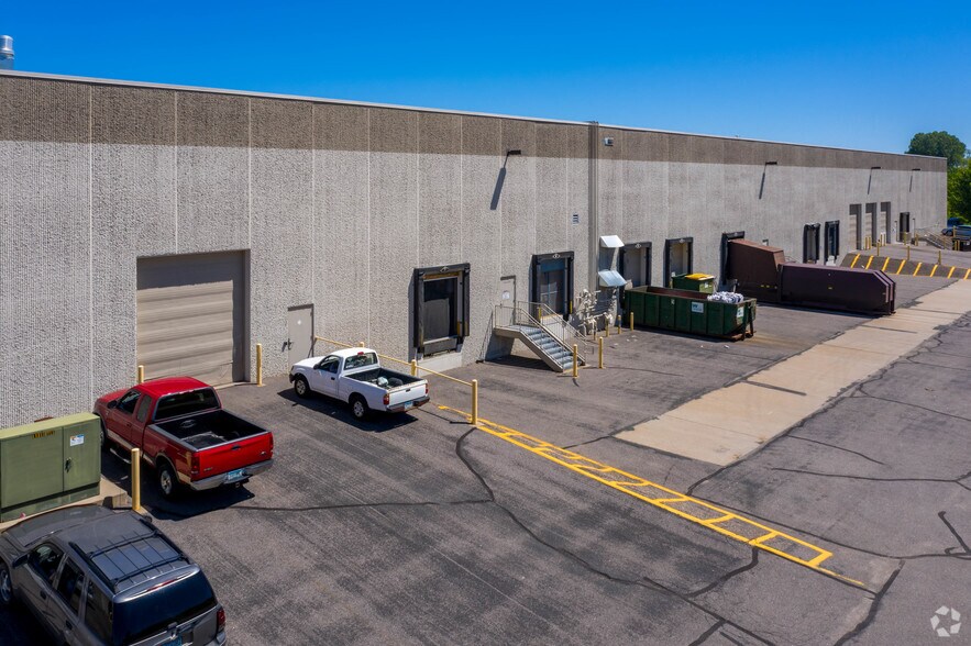 More Photos Of 2601 N 49th Ave, Minneapolis Warehouse For Lease