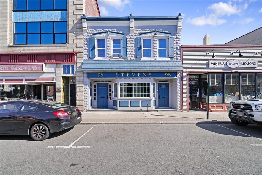 Primary Photo Of 98 Lafayette Ave, Suffern Office For Sale