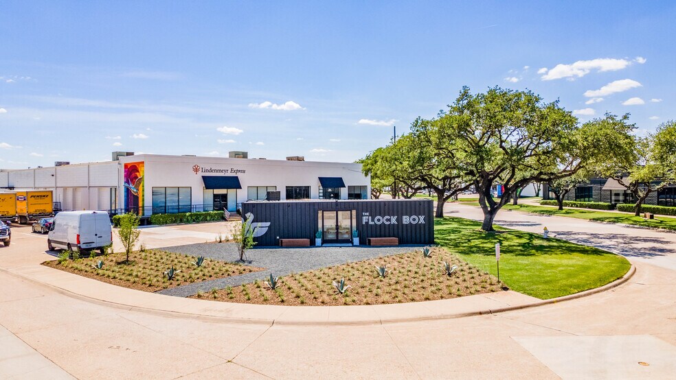 Primary Photo Of 1121-1129 Conveyor Ln, Dallas Unknown For Lease