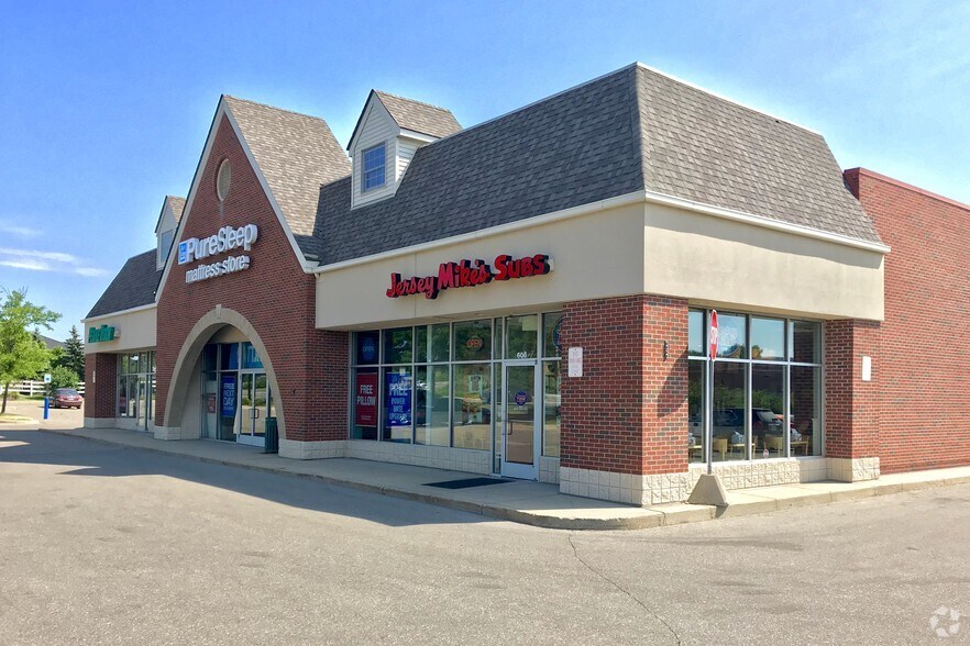 More Photos Of 460-620 N Lapeer Rd, Lake Orion Unknown For Lease