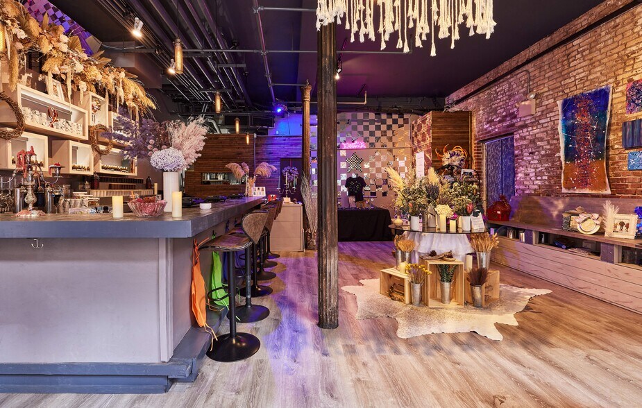 More Photos Of 220 Front St, New York Apartments For Lease