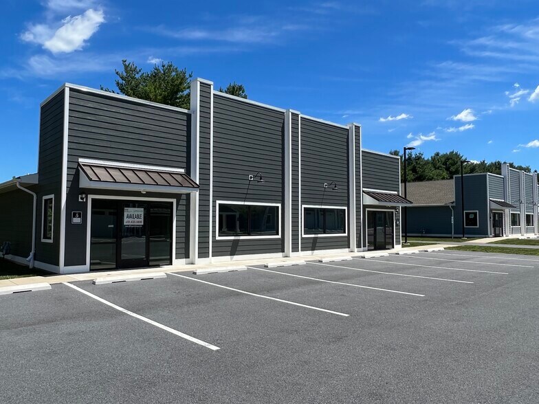 More Photos Of 8520 Allentown Pike, Blandon Unknown For Lease