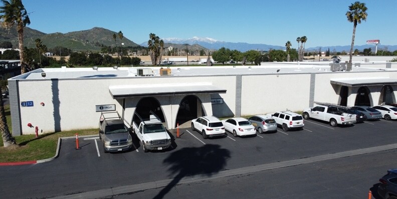 More Photos Of 12155 Magnolia Ave, Riverside Unknown For Lease