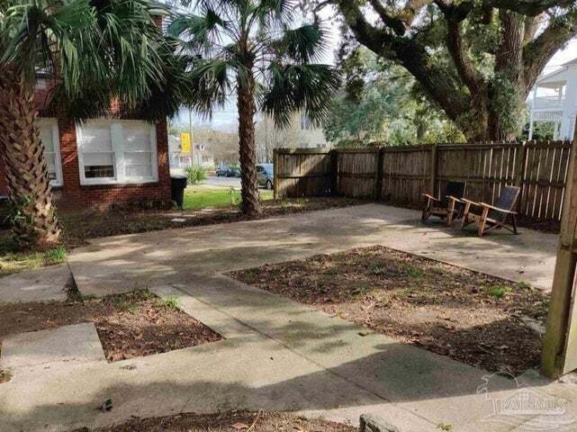 More Photos Of 4 W De Soto St, Pensacola Apartments For Sale