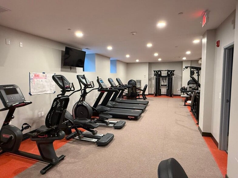 More Photos Of 301 NW 3rd St, Evansville Apartments For Sale