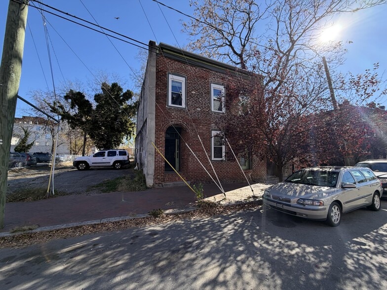 Primary Photo Of 7 N 21st St, Richmond Multifamily For Sale