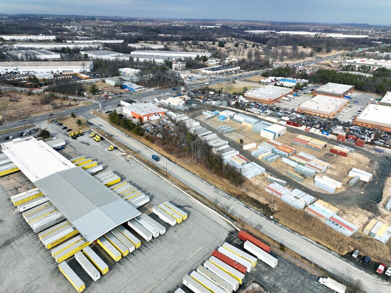 More Photos Of 7443 Washington Blvd, Elkridge Industrial For Sale