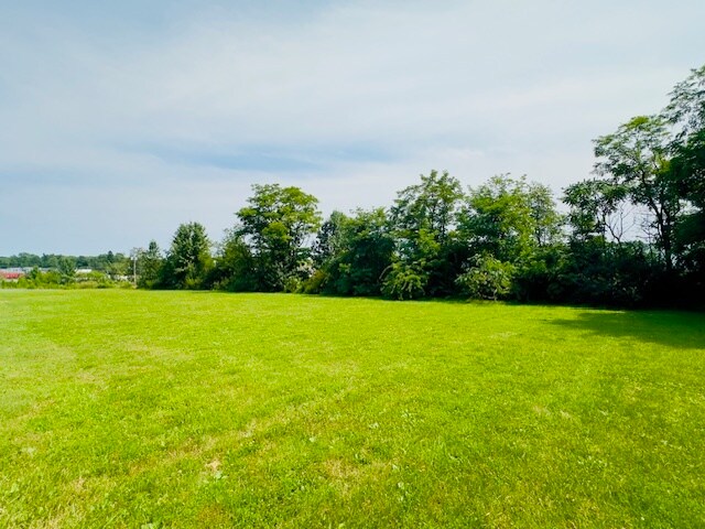 More Photos Of 18 Sportsman Dr, Clarion Office For Lease