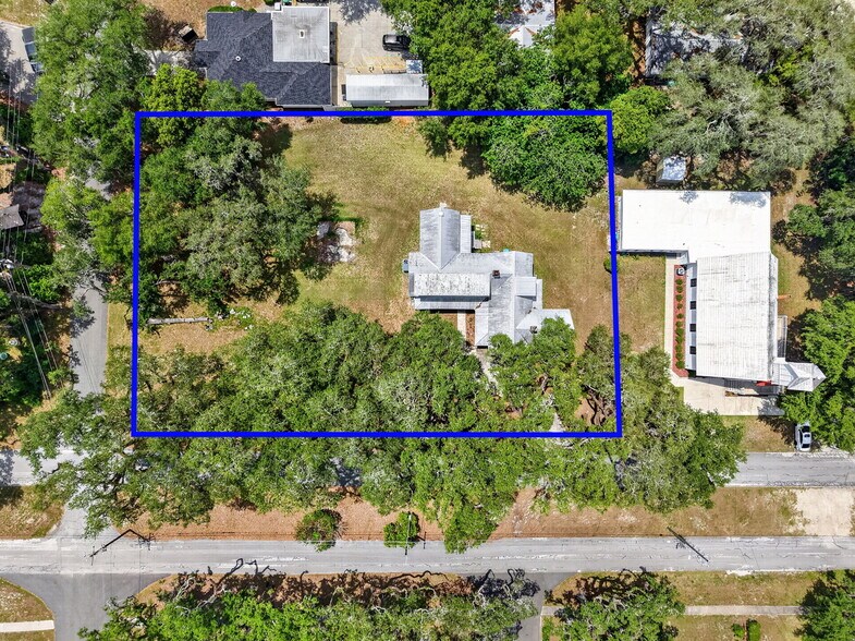 More Photos Of 112 W McClendon St, Lady Lake Office For Sale