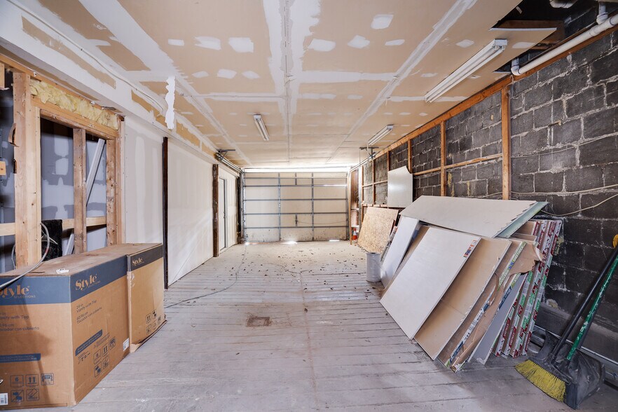 More Photos Of 100-106 S Courtland St, East Stroudsburg Apartments For Lease