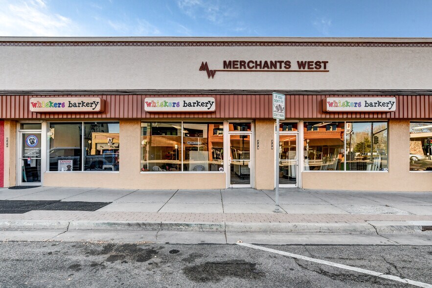 More Photos Of 219-225 W Gurley St, Prescott General Retail For Lease