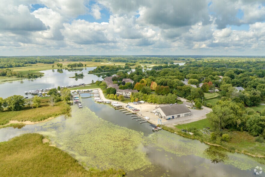 More Photos Of 99 Kazimour Dr, Port Barrington Marina For Lease